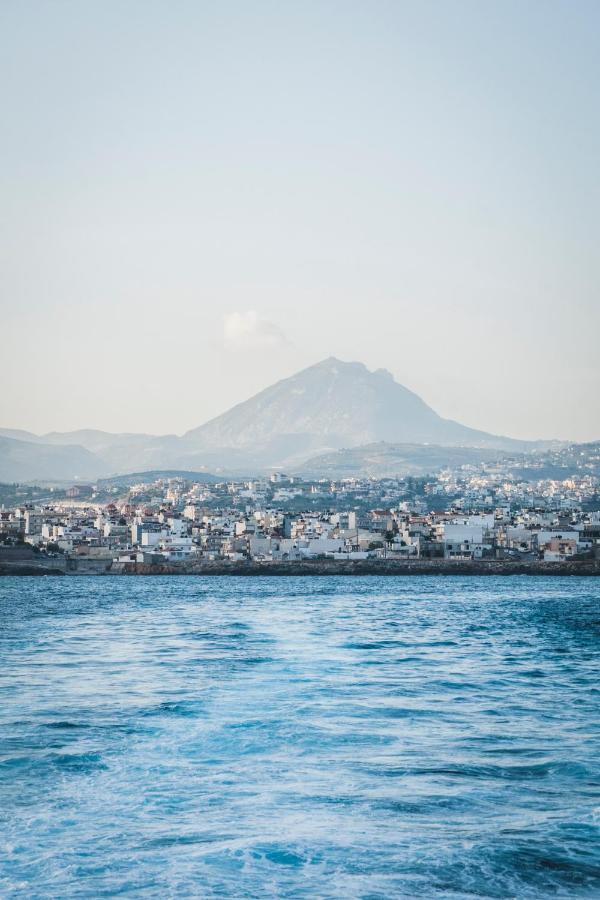 Minos By Agora Luxury Apartments In The Heart Of Heraklion Kültér fotó