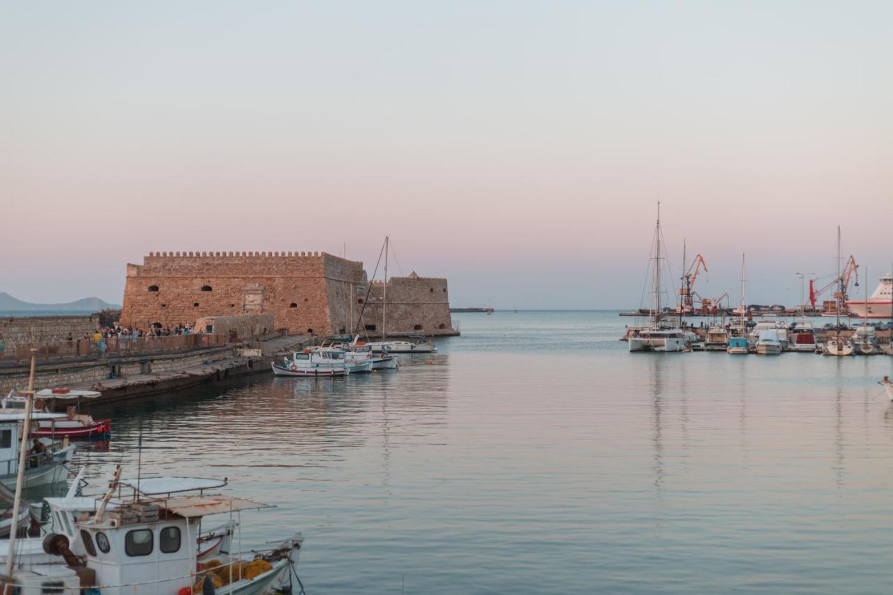 Minos By Agora Luxury Apartments In The Heart Of Heraklion Kültér fotó