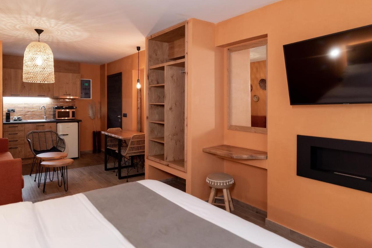Minos By Agora Luxury Apartments In The Heart Of Heraklion Kültér fotó